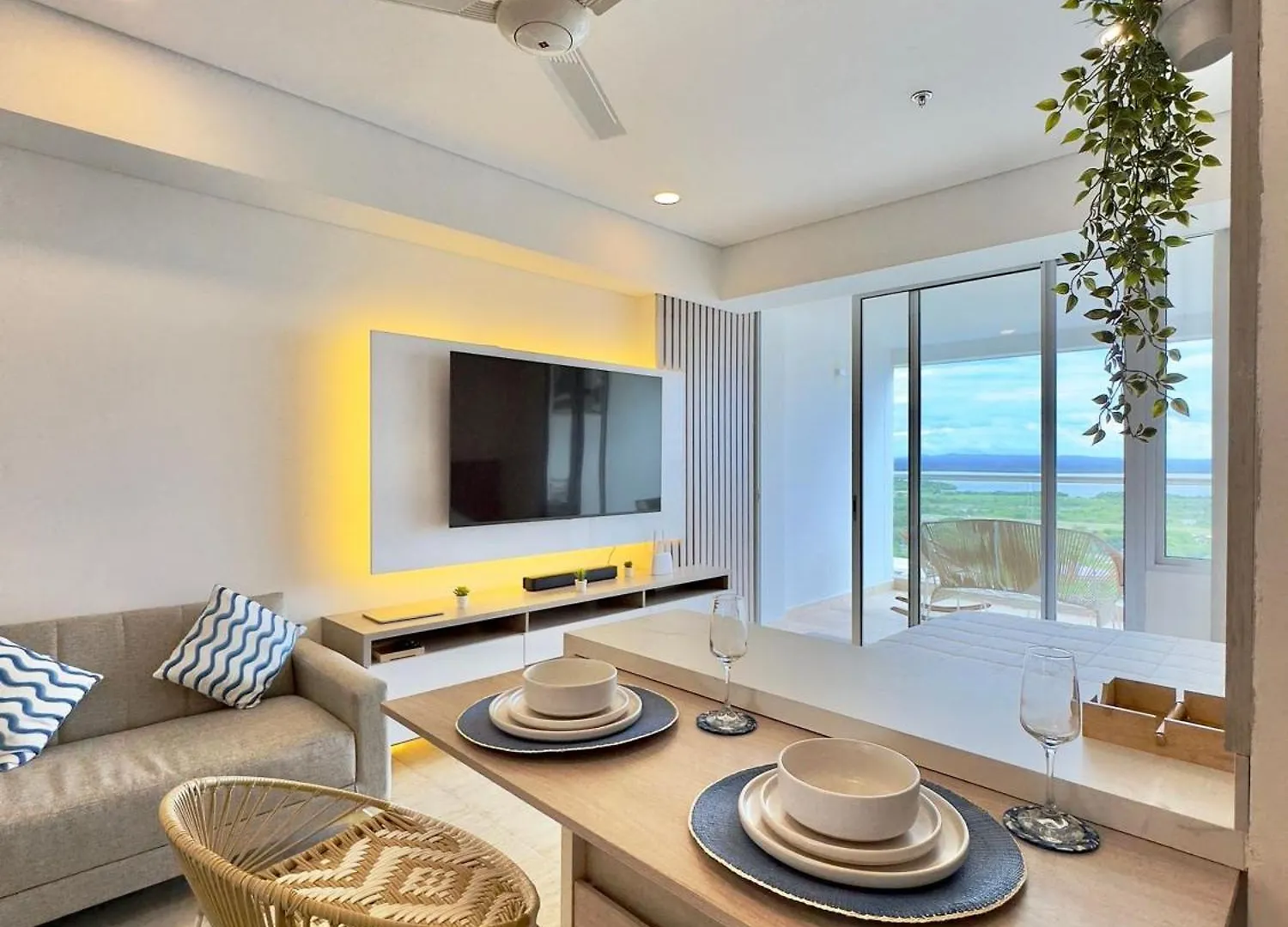 Apartment Cb1633 Moderna Suite Vista Lago-Aeropuerto 2Min Cartagena